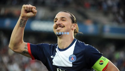 意甲转会市场暗流涌动，罗马与米兰就锋线互换展开深入谈判