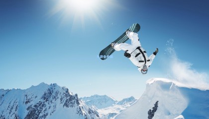 赛场上的冷静大师，隆多面对嘘声斩获准三双，率队豪取八连胜