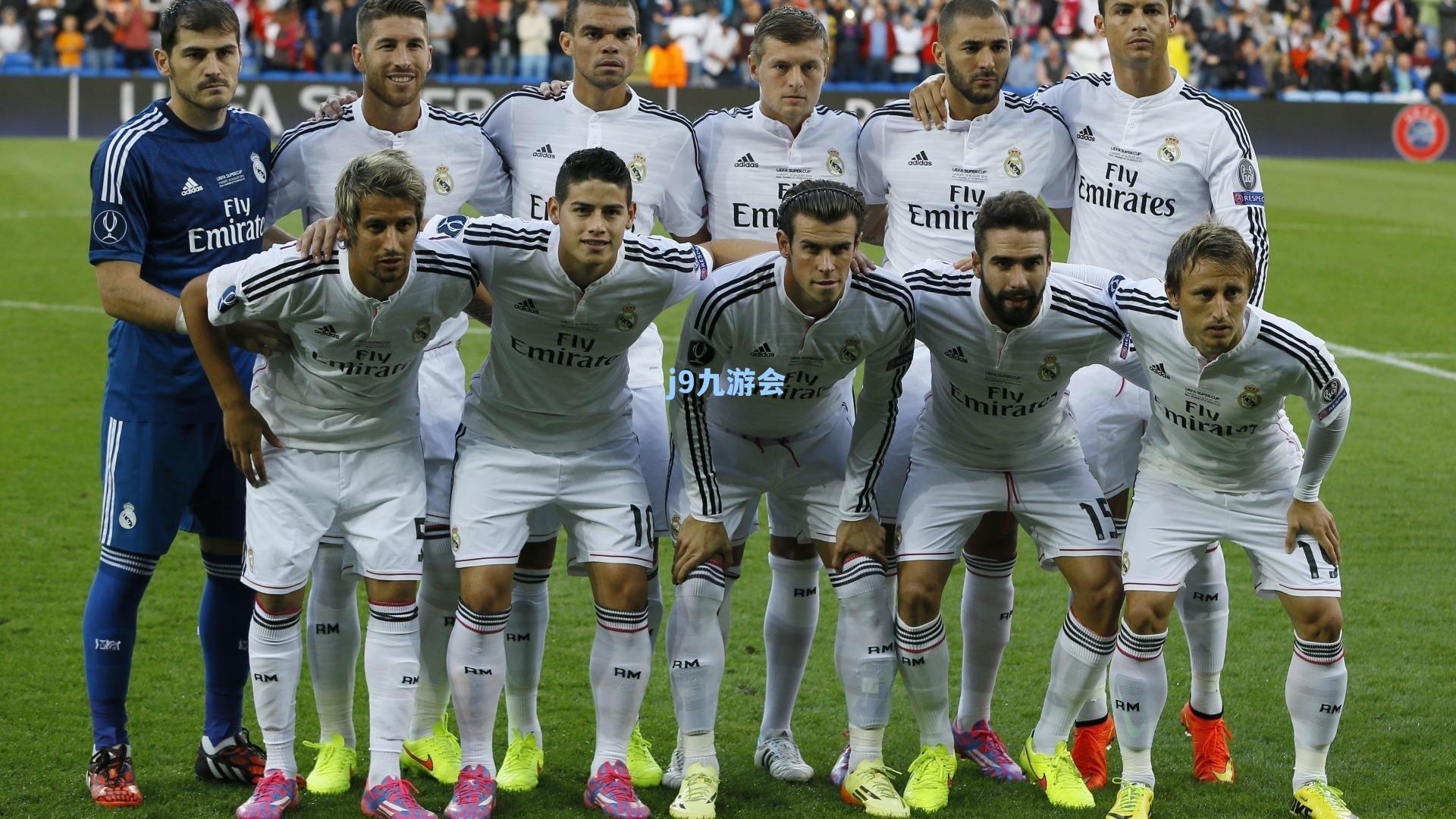 世体曝巴萨引援新策略，锁定已证明实力球星，曼城锋霸成头号目标